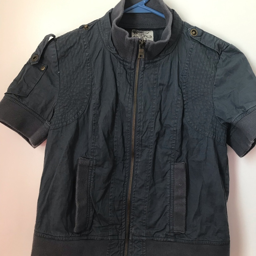 Gray jacket - Picture 2 of 2